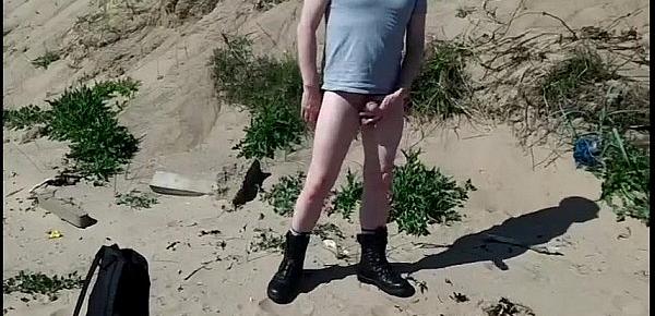  exhibitionist dick on the beach